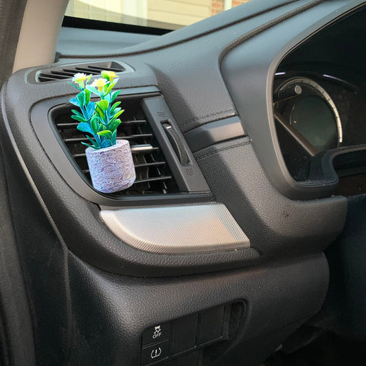 “Mini Car Scents 🌸 – Fresh & Fun Decor”